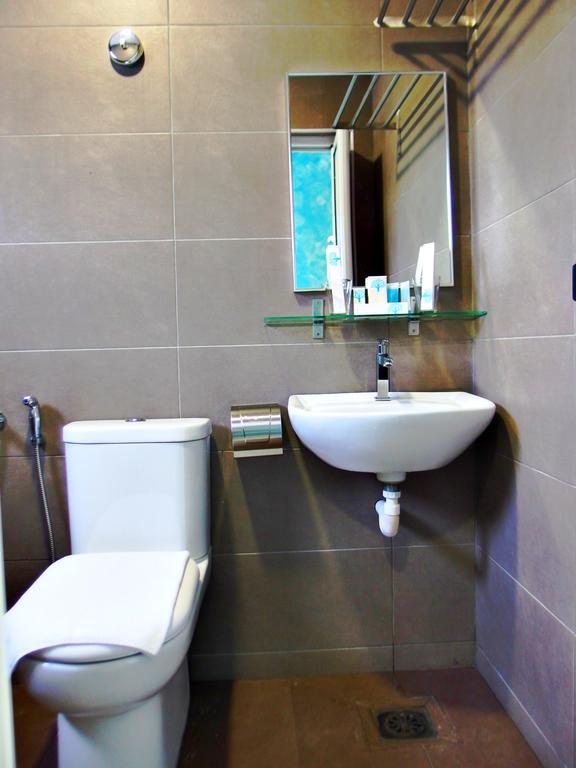 Yew Boutique Hotel Teluk Intan Zimmer foto